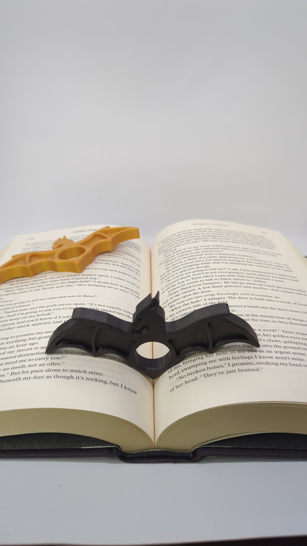 Dragon Page Holder